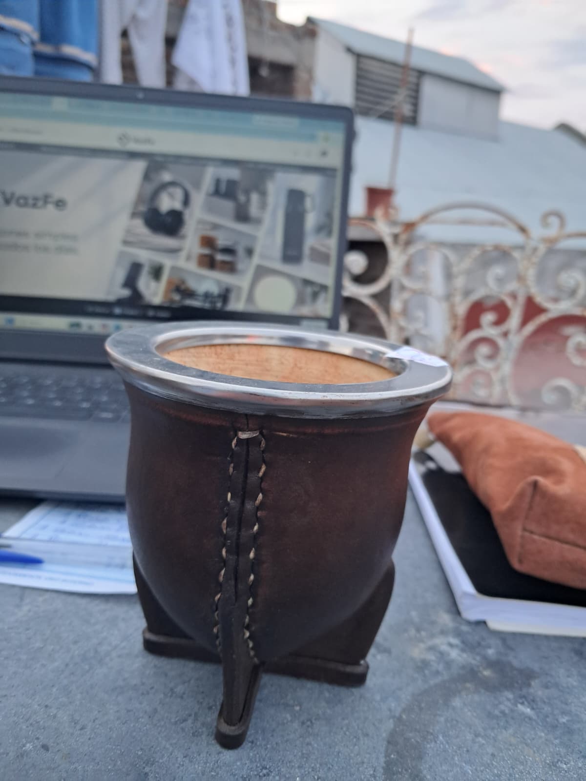 Mate Torpedo Premium: Cuero Vacuno + Virola de Acero